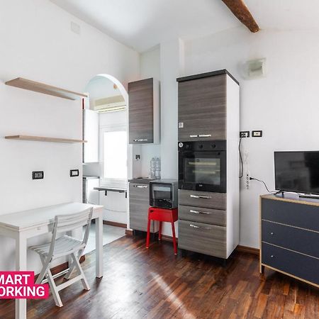 Studio Malcontenti Con Terrazzo By Wonderful Ltaly Bologna Buitenkant foto