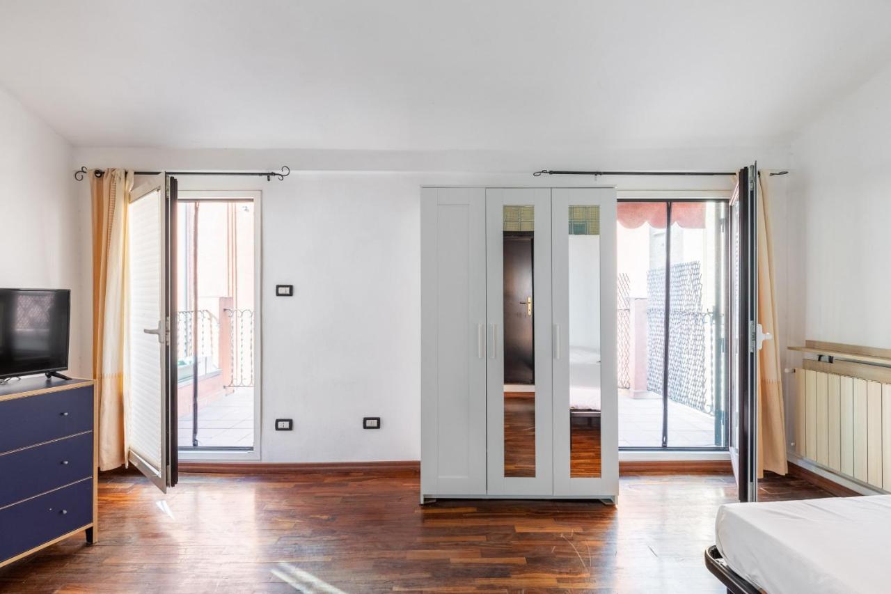 Studio Malcontenti Con Terrazzo By Wonderful Ltaly Bologna Buitenkant foto