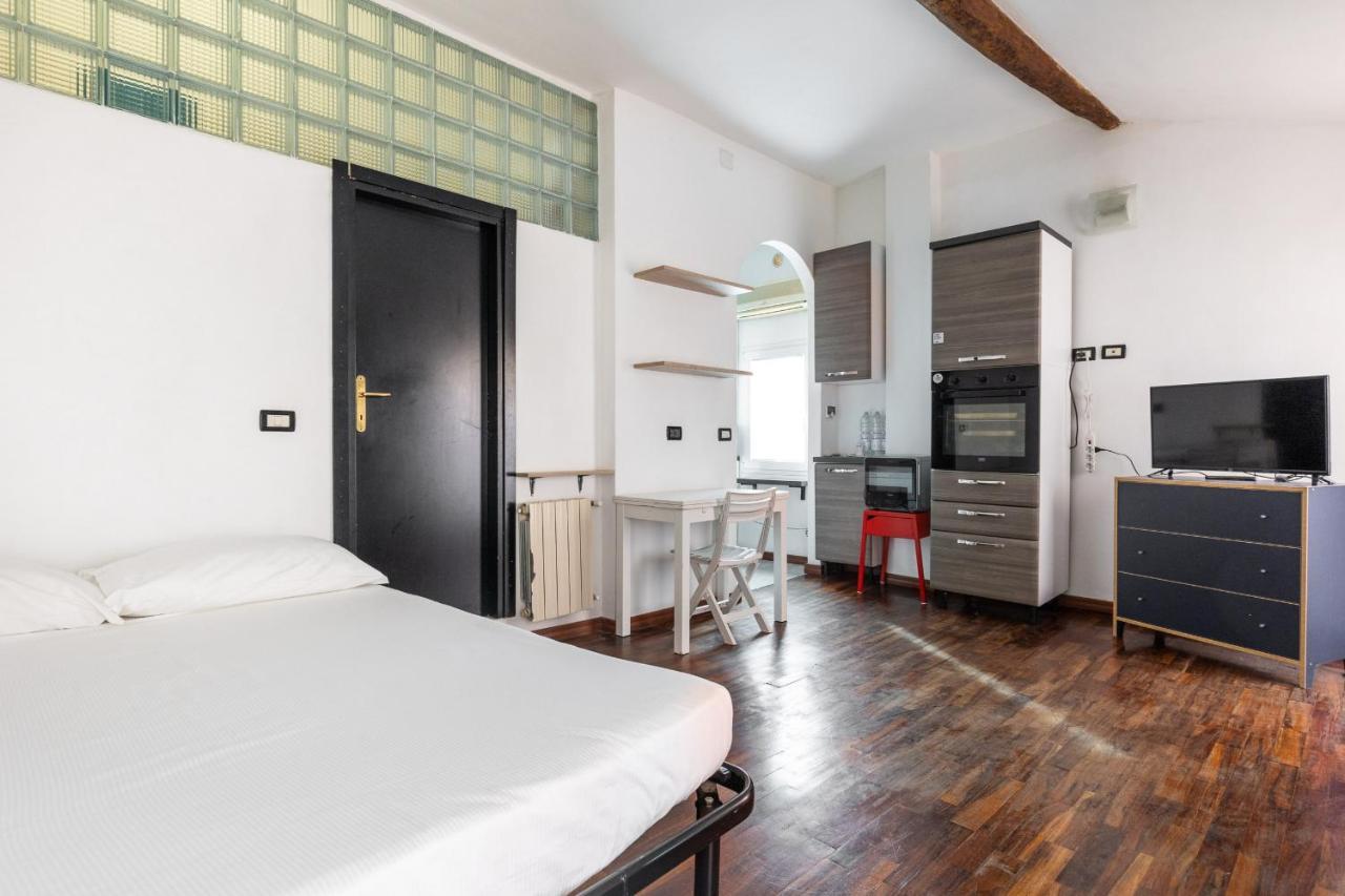 Studio Malcontenti Con Terrazzo By Wonderful Ltaly Bologna Buitenkant foto